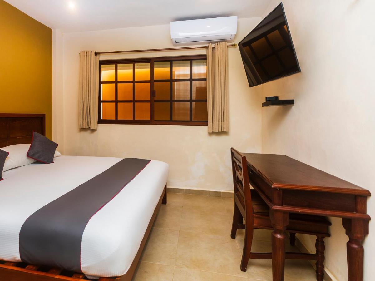 Hotel Beach Don Gonzalo Селестун Екстер'єр фото