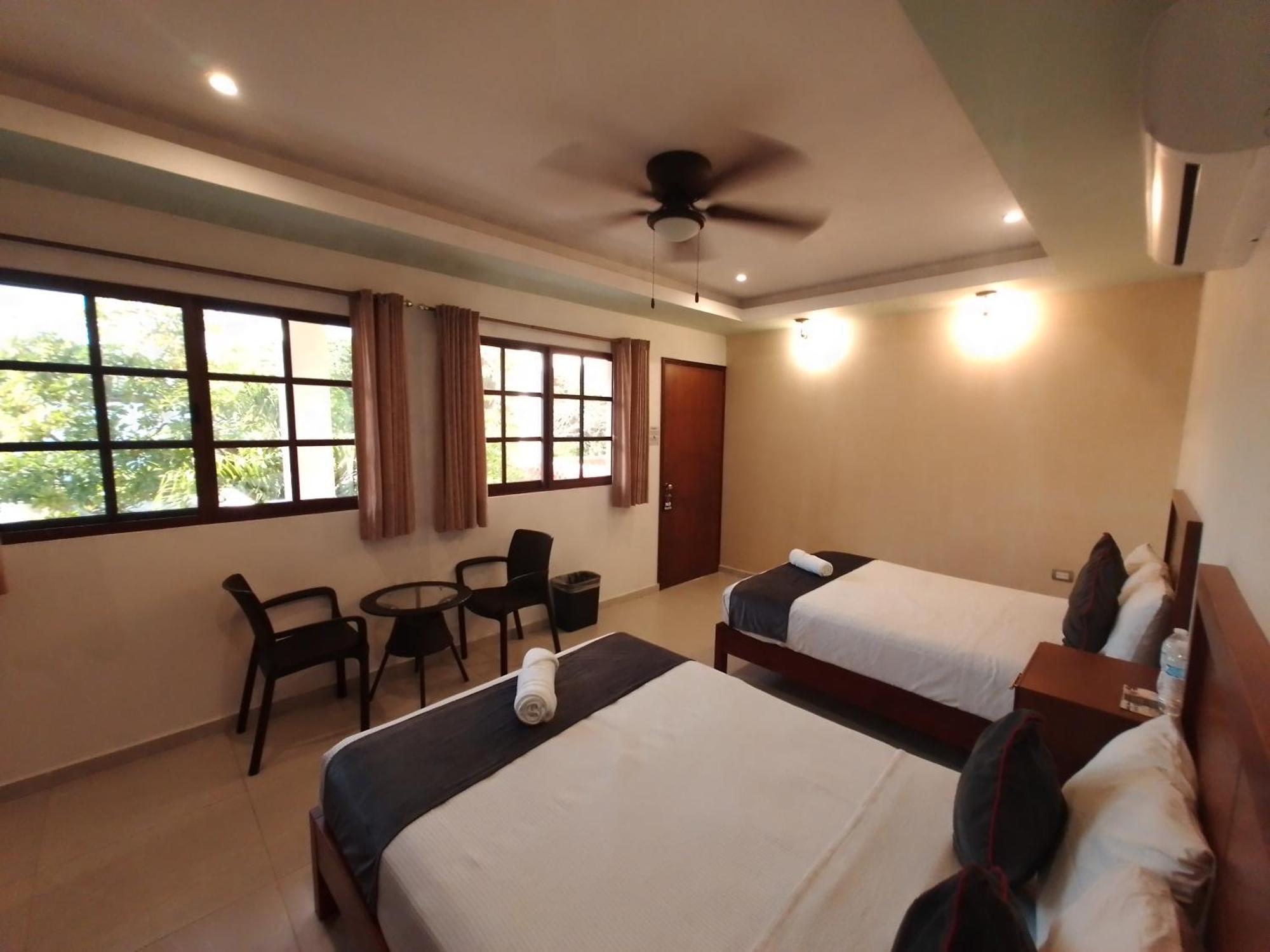 Hotel Beach Don Gonzalo Селестун Екстер'єр фото